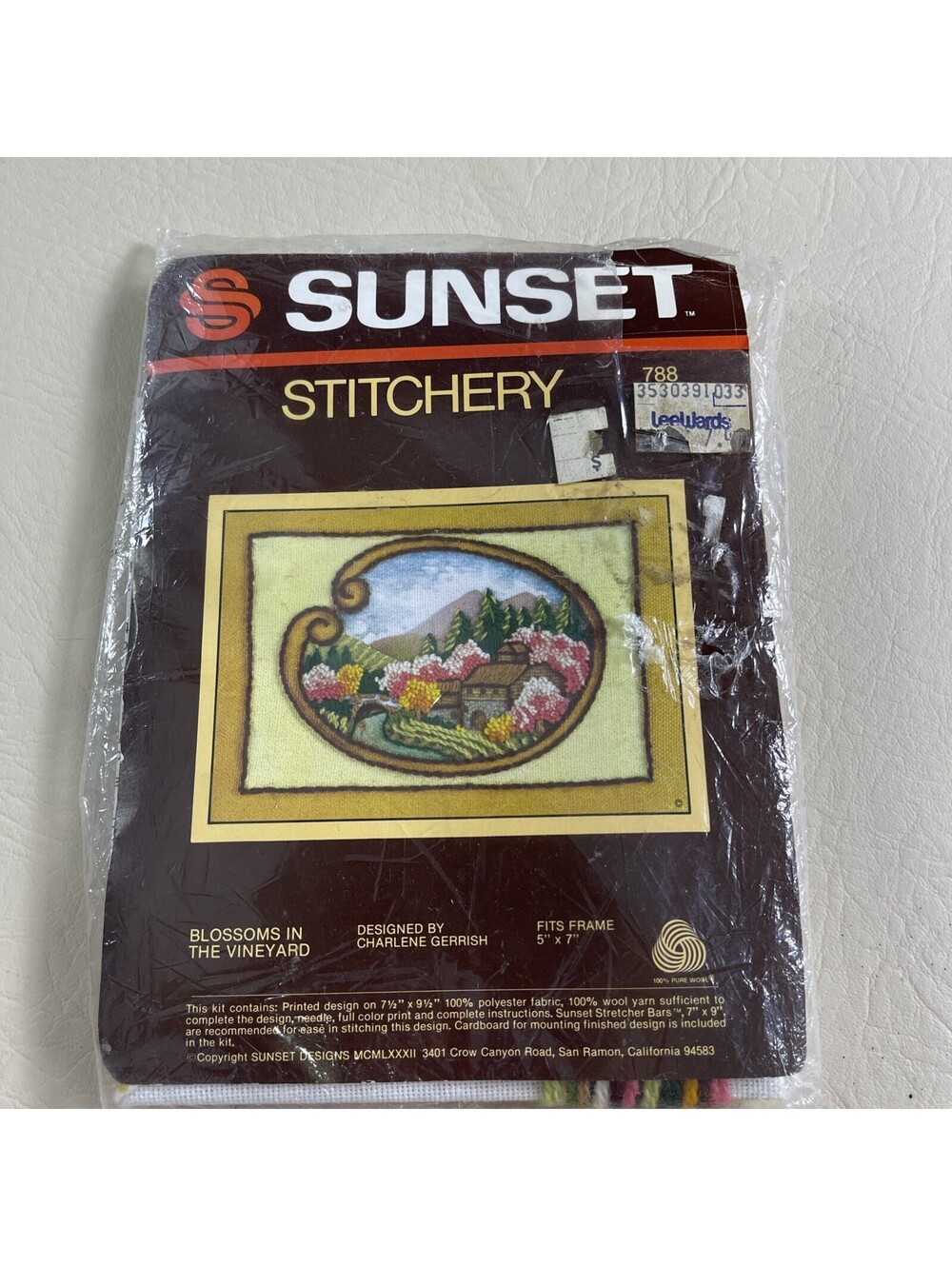Sunset Designs BLOSSOMS IN THE VINEYARD Crewel 5x7 Kit 788 Vintage